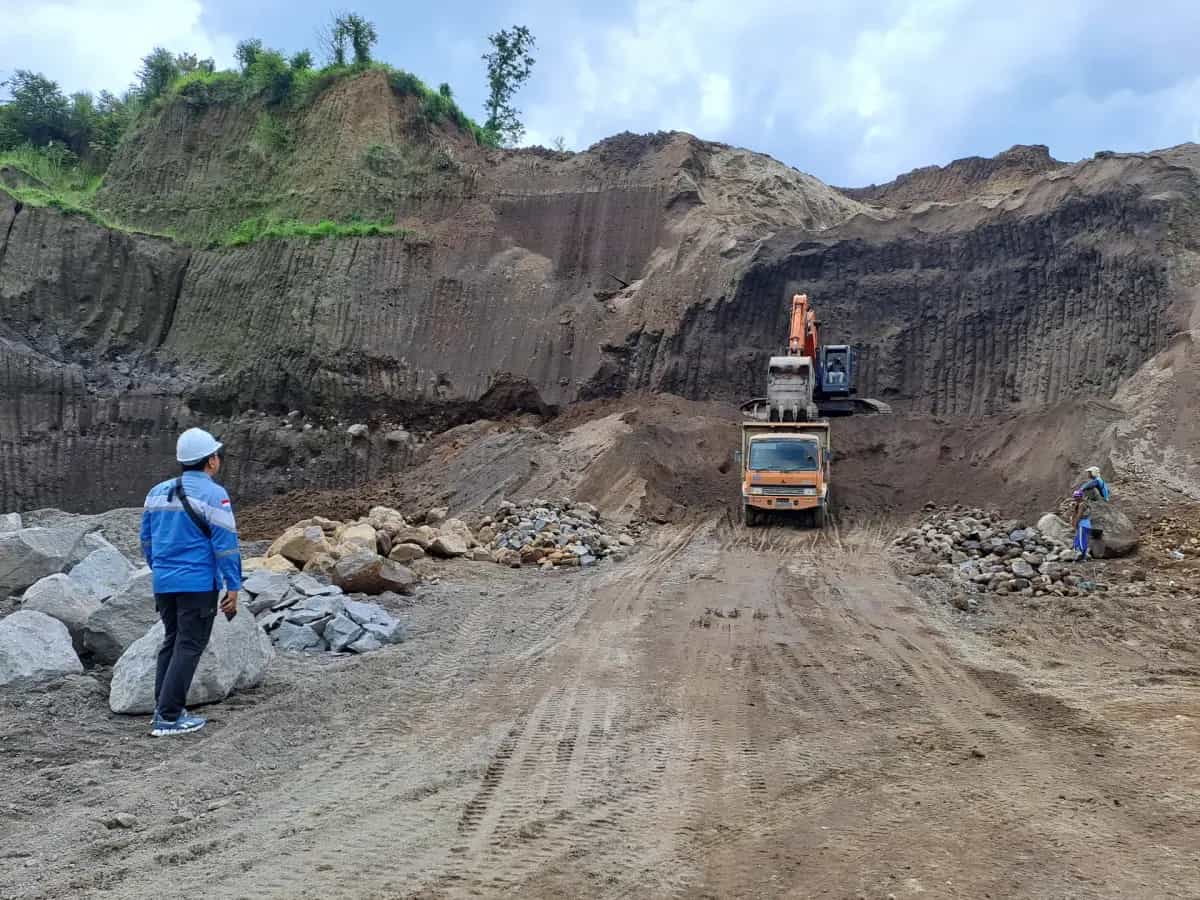 Pengamatan Area Penambangan