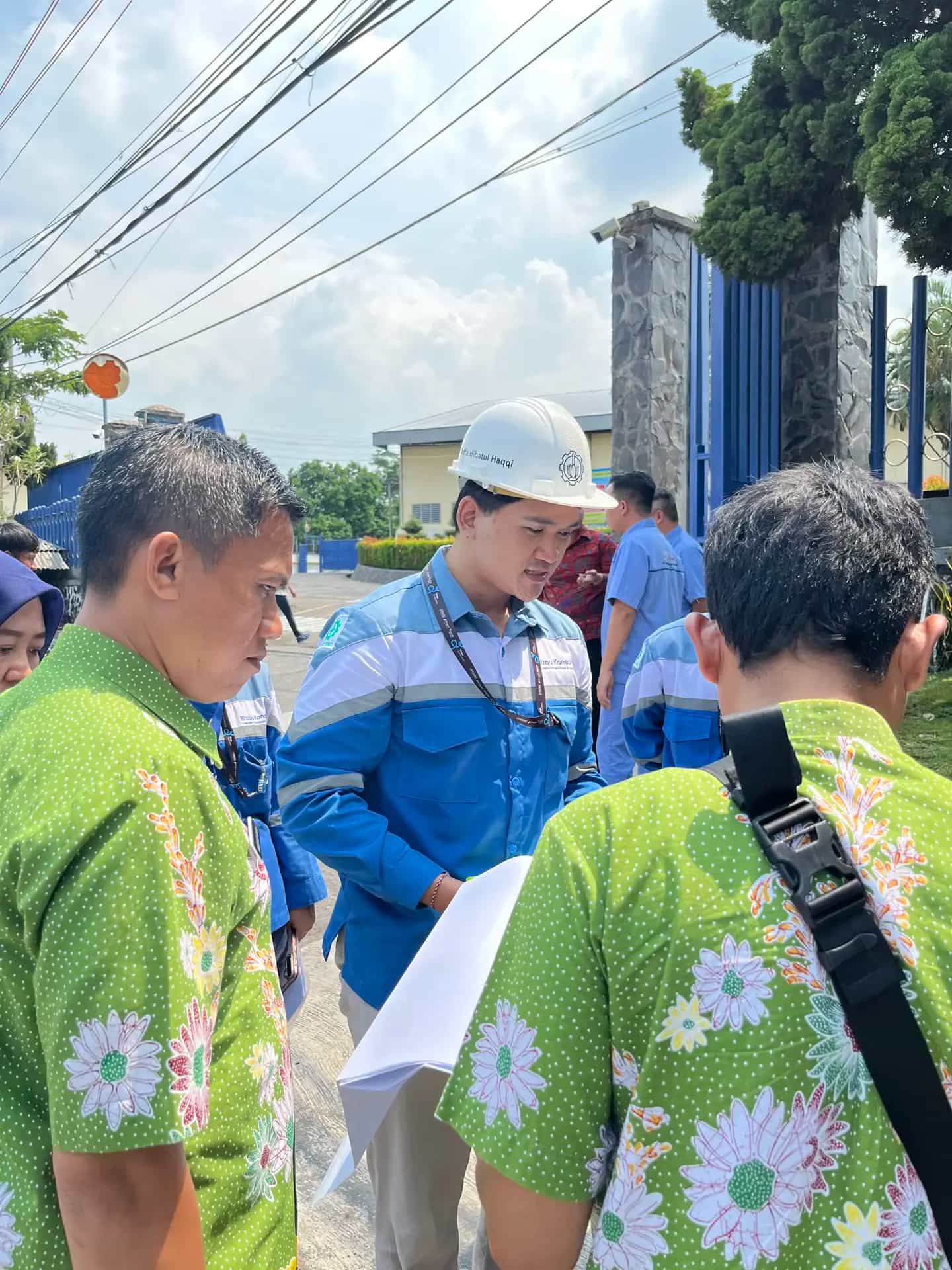 Peninjauan Lapangan Bersama Tim